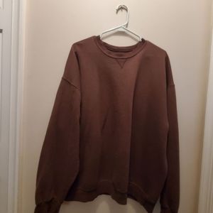 Brown crew neck sweatshirt